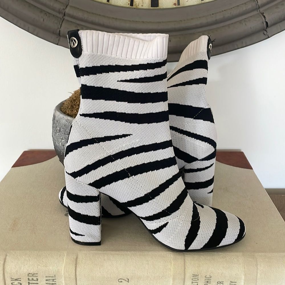 The wishbone collection from browns sock boots 8